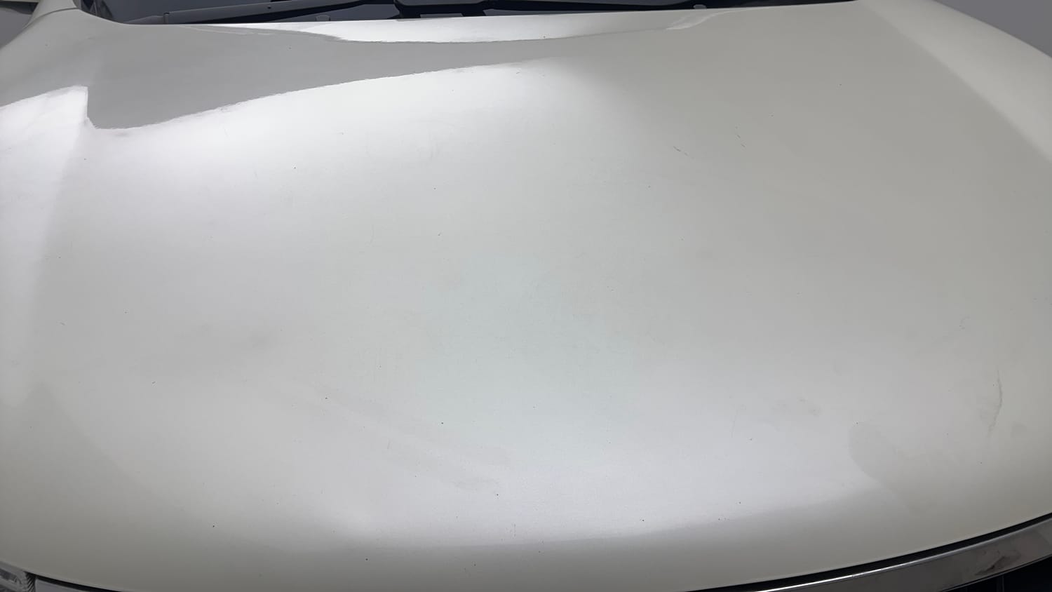 Used 2021 Mahindra XUV500 W7 Diesel Manual dents MINOR SCRATCH