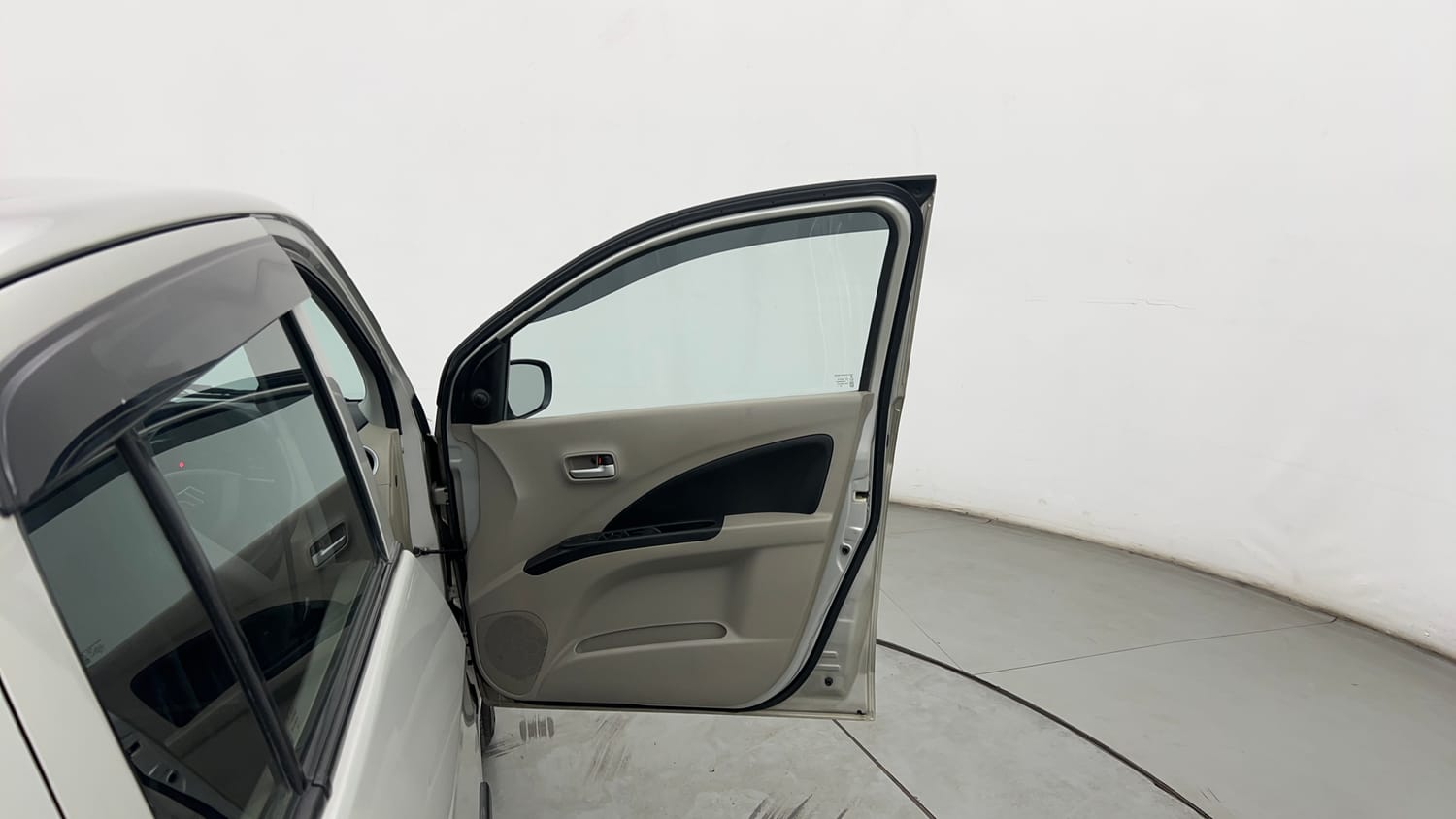 Used 2015 Maruti Suzuki Celerio VXi Petrol Manual interior RIGHT FRONT DOOR OPEN VIEW