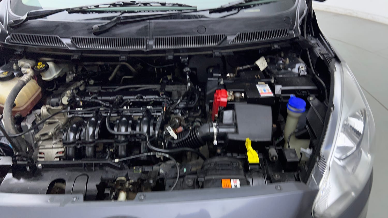 Used 2016 Ford Figo Trend 1.2 Ti-VCT Petrol Manual engine ENGINE LEFT SIDE VIEW