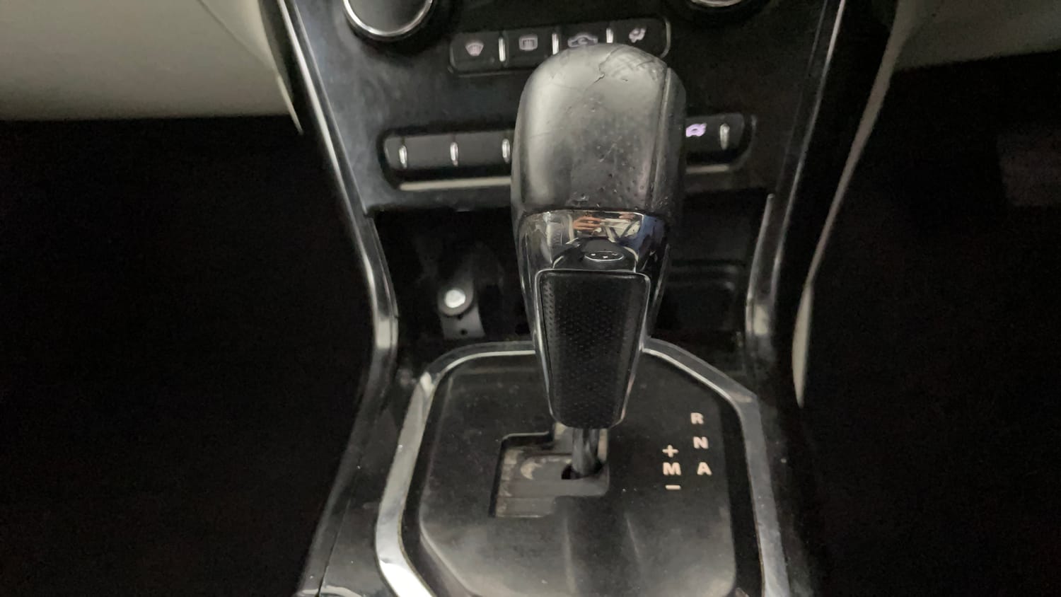 Used 2021 Tata Nexon XZA Plus (O) Diesel Diesel Automatic interior GEAR  KNOB VIEW