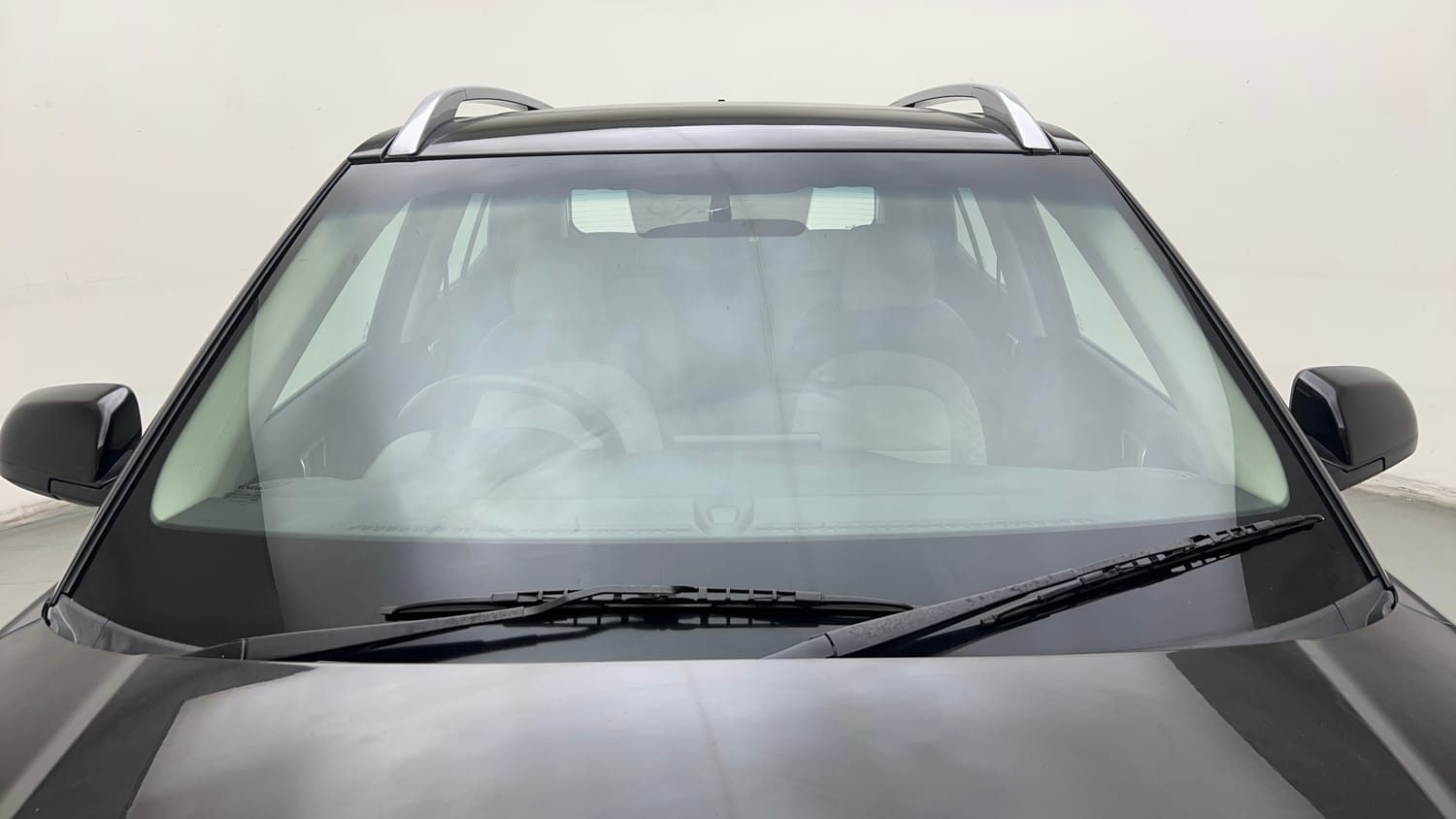 Used 2022 Hyundai Venue SX 1.2 Petrol Petrol Manual exterior FRONT WINDSHIELD VIEW