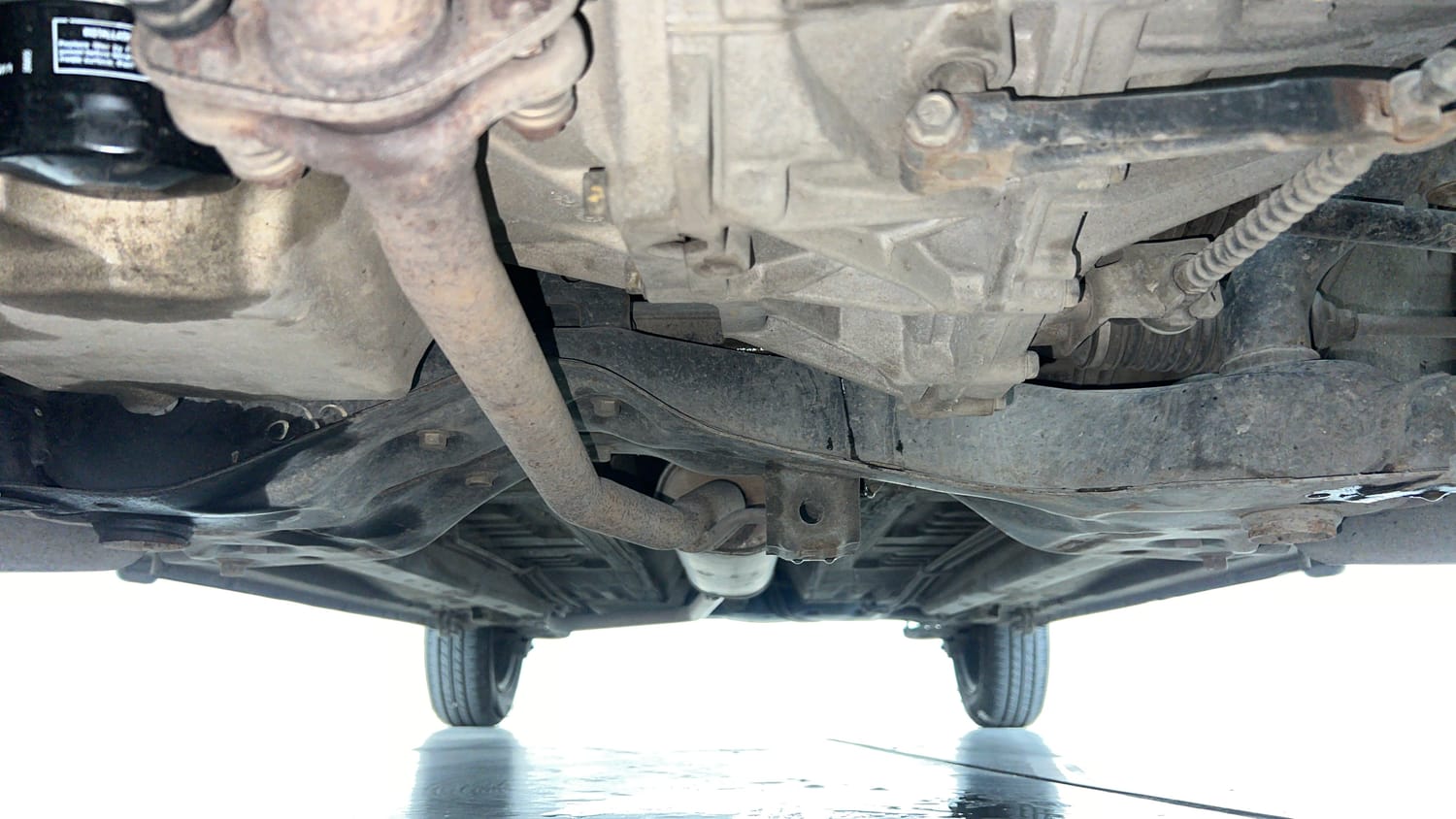Used 2015 Maruti Suzuki Celerio VXi Petrol Manual extra FRONT LEFT UNDERBODY VIEW