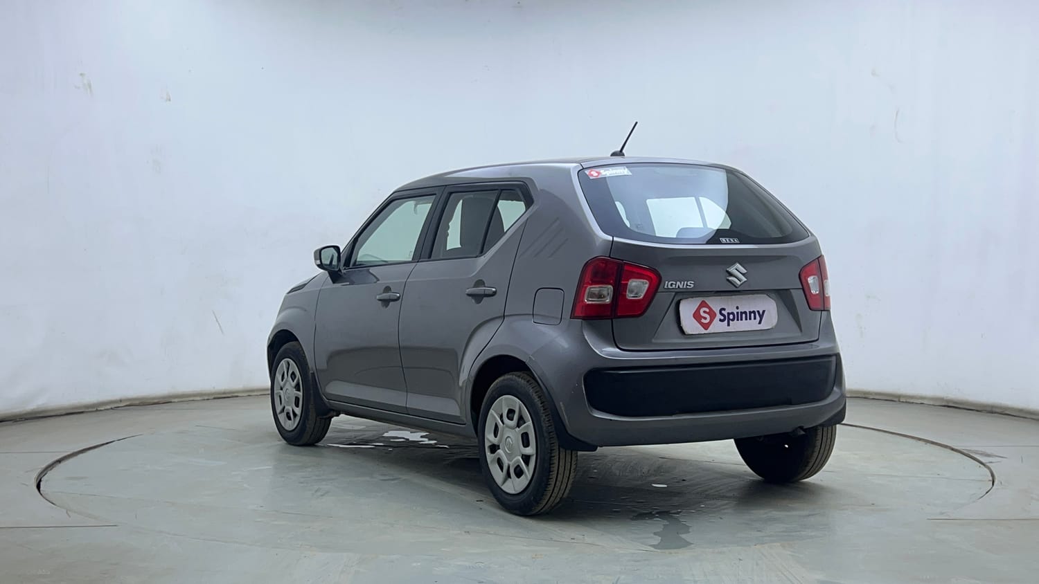 Used 2018 Maruti Suzuki Ignis Delta 1.2 MT Petrol Manual exterior LEFT REAR CORNER VIEW