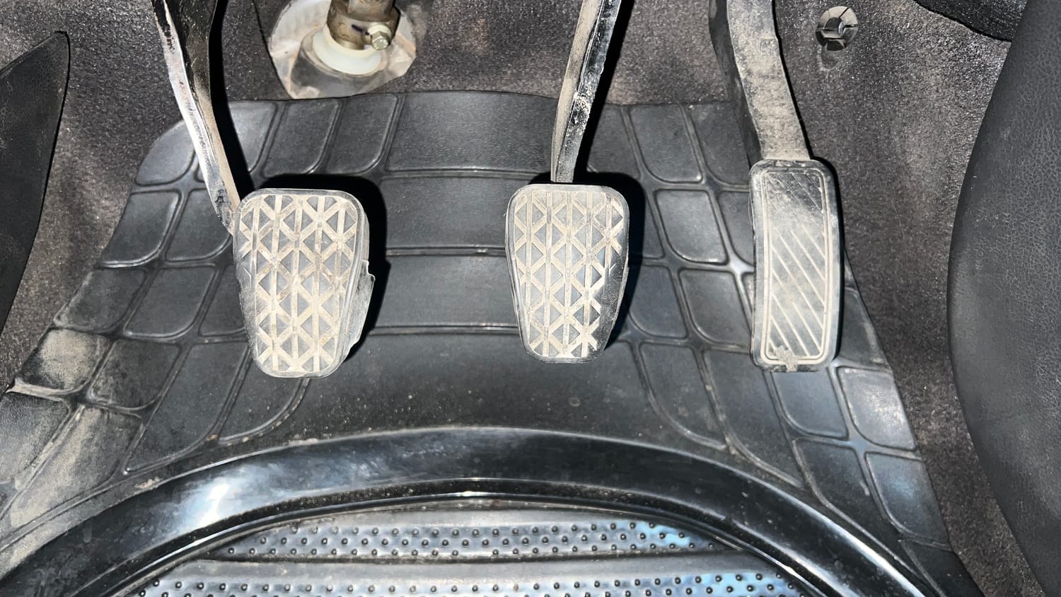 Used 2016 Ford Figo Trend 1.2 Ti-VCT Petrol Manual interior PEDALS VIEW