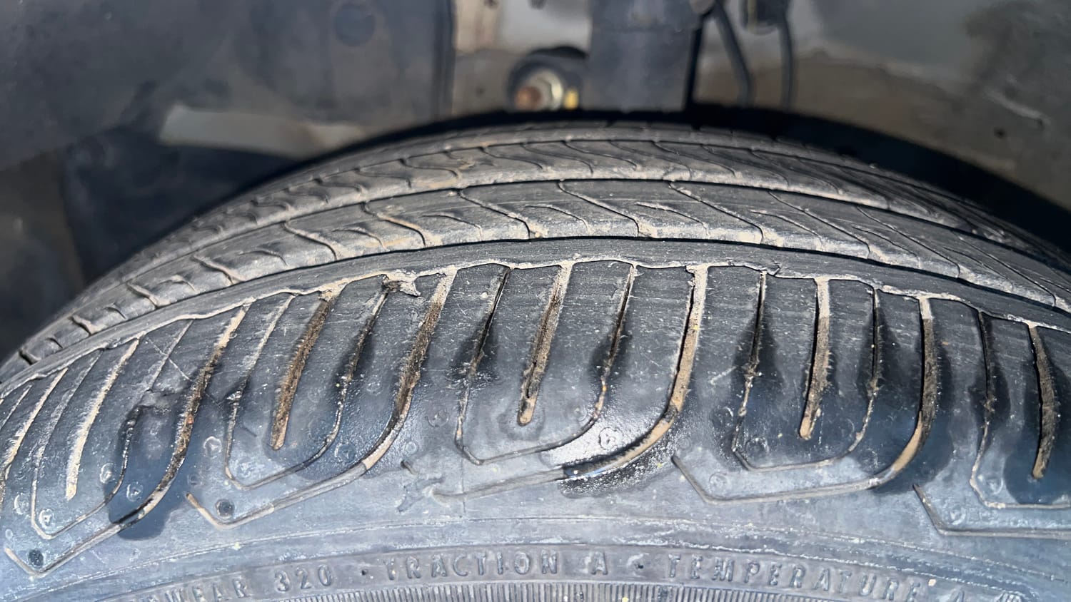 Used 2024 Honda City V Petrol CVT Petrol Automatic tyres LEFT FRONT TYRE TREAD VIEW