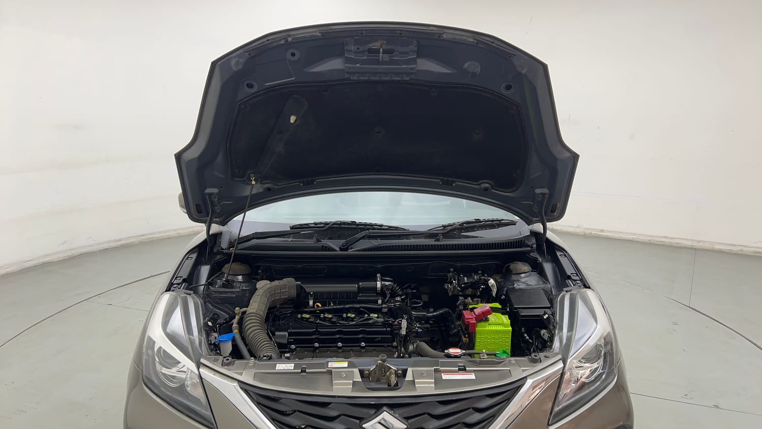Used 2019 Maruti Suzuki Baleno Alpha Petrol Manual engine ENGINE & BONNET OPEN FRONT VIEW