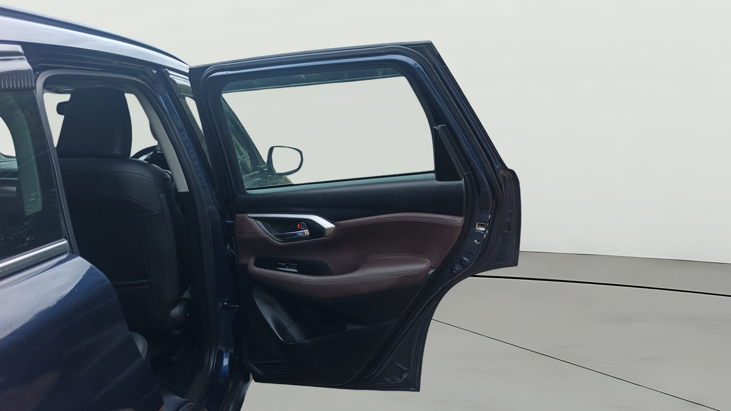 Used 2022 Maruti Suzuki Grand Vitara Alpha Smart Hybrid AT Petrol Automatic interior RIGHT REAR DOOR OPEN VIEW