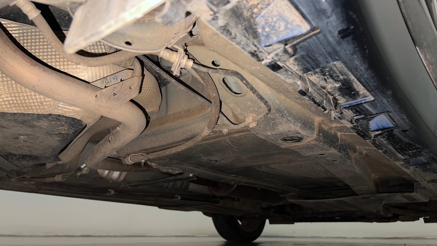 Used 2023 Toyota Glanza G Petrol Manual extra REAR RIGHT UNDERBODY VIEW