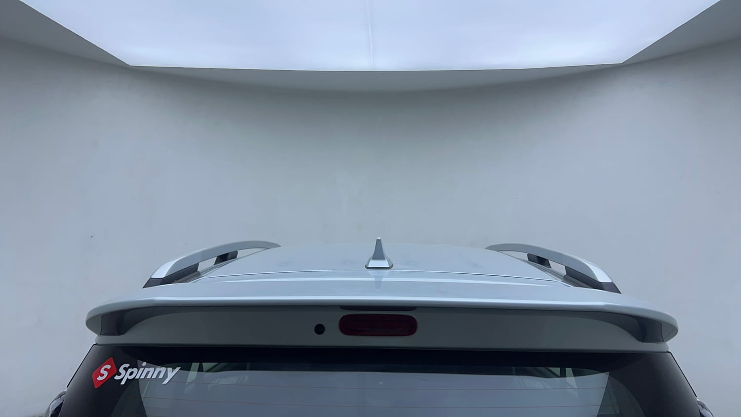Used 2025 Maruti Suzuki XL6 Alpha Plus MT Petrol Petrol Manual exterior EXTERIOR ROOF VIEW