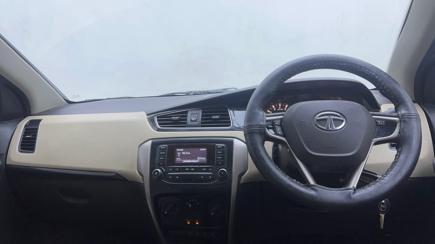 Used 2016 Tata Zest XMS Petrol Petrol Manual interior DASHBOARD VIEW
