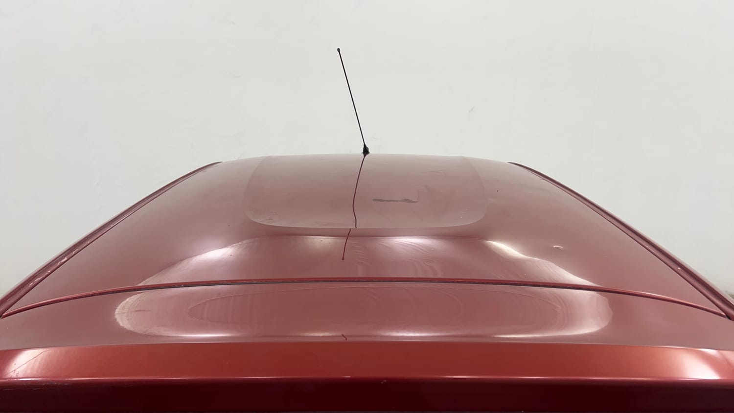 Used 2016 Renault Kwid RXT Petrol Manual exterior EXTERIOR ROOF VIEW