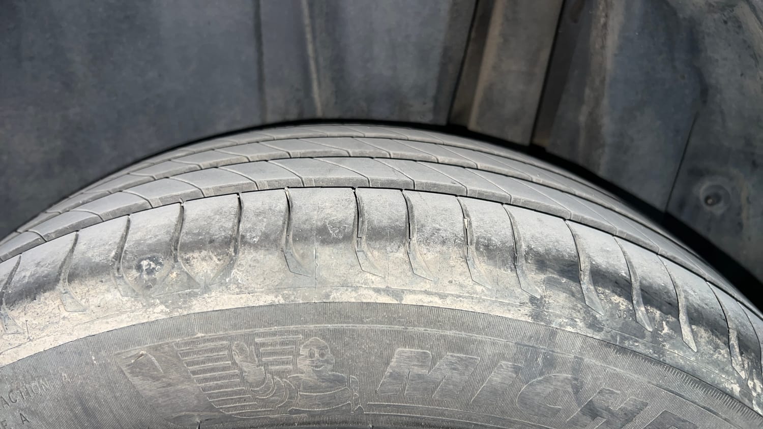 Used 2023 Maruti Suzuki Brezza ZXi Petrol Manual tyres LEFT REAR TYRE TREAD VIEW