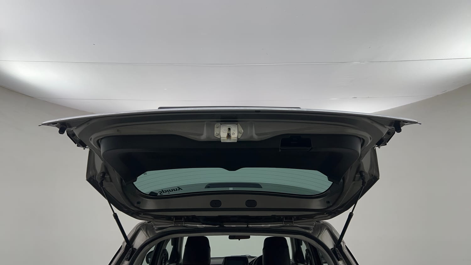 Used 2023 Maruti Suzuki Brezza ZXi Petrol Manual interior DICKY DOOR OPEN VIEW