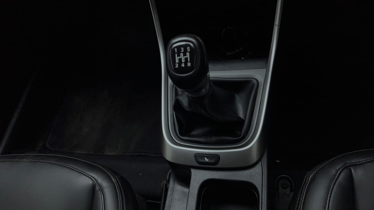Used 2020 Tata Altroz XZ Petrol Petrol Manual interior GEAR  KNOB VIEW