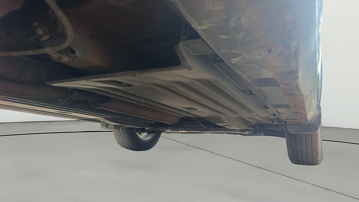 Used 2022 Maruti Suzuki Grand Vitara Alpha Smart Hybrid AT Petrol Automatic extra REAR RIGHT UNDERBODY VIEW