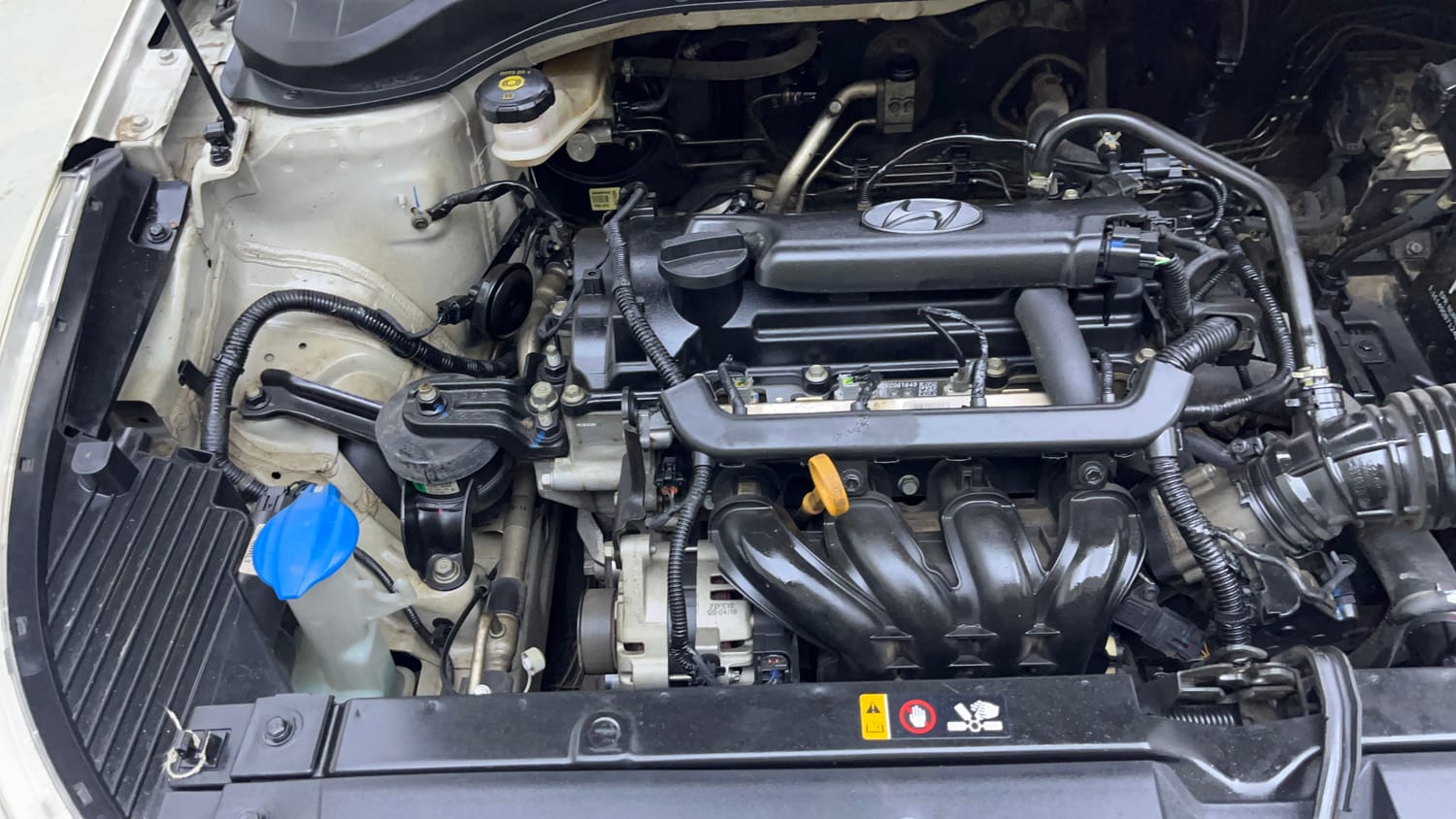 Used 2019 Hyundai Verna EX 1.4 VTVT Petrol Manual engine ENGINE RIGHT SIDE VIEW