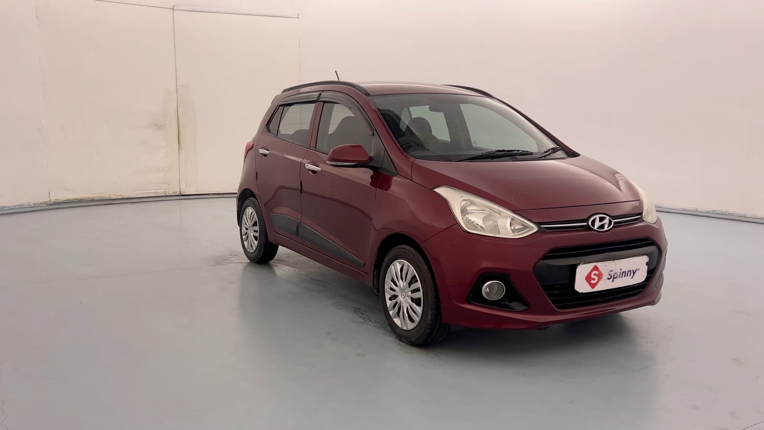 Used 2015 Hyundai Grand i10 Sportz 1.2 Kappa VTVT Petrol Manual exterior RIGHT FRONT CORNER VIEW
