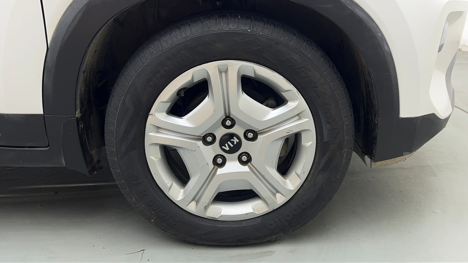 Used 2021 Kia Sonet HTX 1.5 Diesel Manual tyres RIGHT FRONT TYRE RIM VIEW