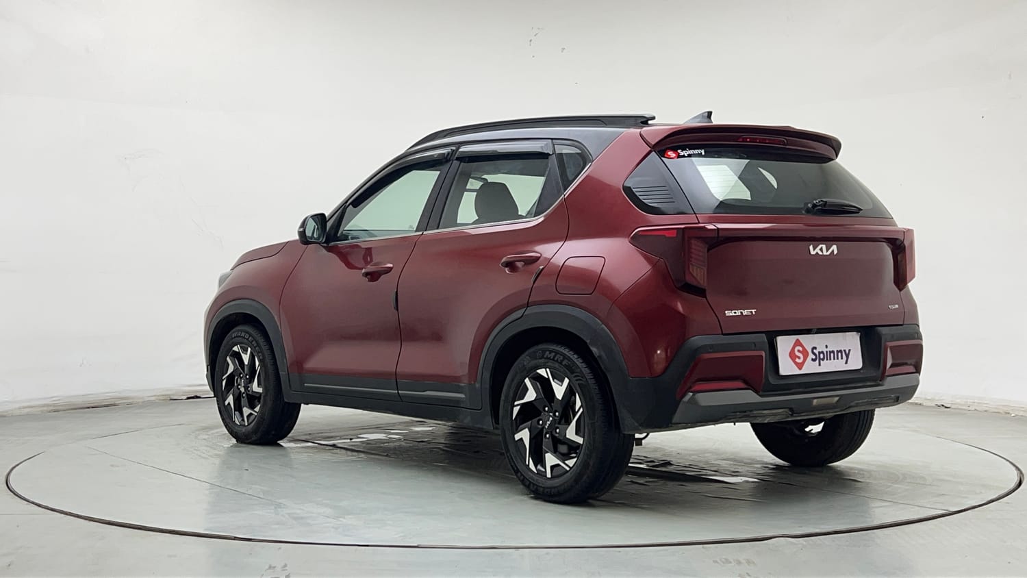 Used 2024 Kia Sonet GTX Plus 1.0 Turbo Petrol DCT Dual Tone Petrol Automatic exterior LEFT REAR CORNER VIEW
