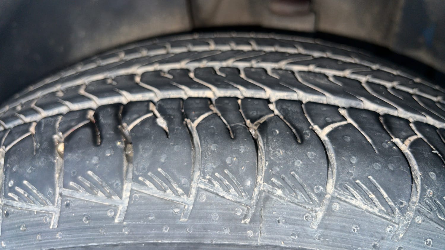 Used 2021 Kia Seltos HTX 1.5 Petrol Manual tyres LEFT REAR TYRE TREAD VIEW