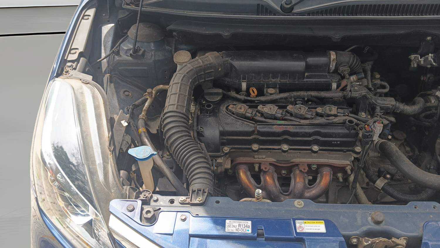 Used 2019 Maruti Suzuki Baleno Delta Petrol Manual engine ENGINE RIGHT SIDE VIEW