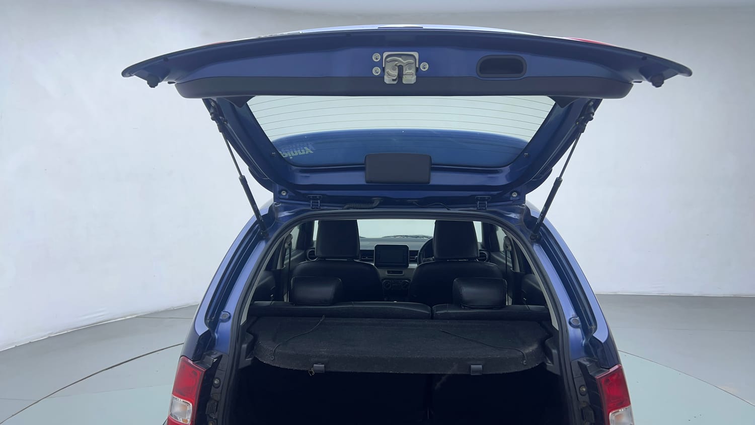 Used 2021 Maruti Suzuki Ignis Zeta 1.2 AMT Petrol Automatic interior DICKY DOOR OPEN VIEW