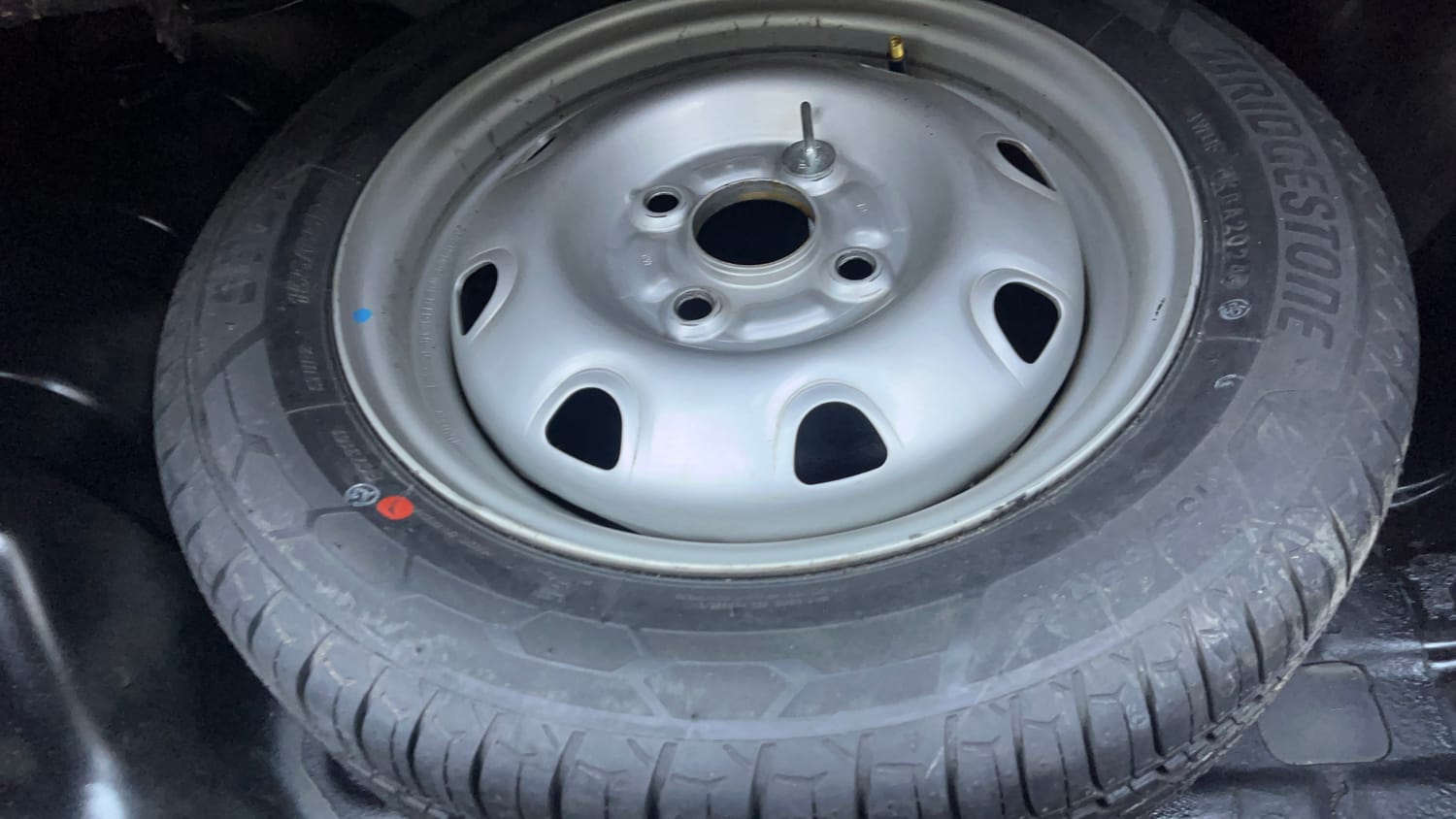 Used 2015 Maruti Suzuki Alto K10 LXi Petrol Manual tyres SPARE TYRE VIEW