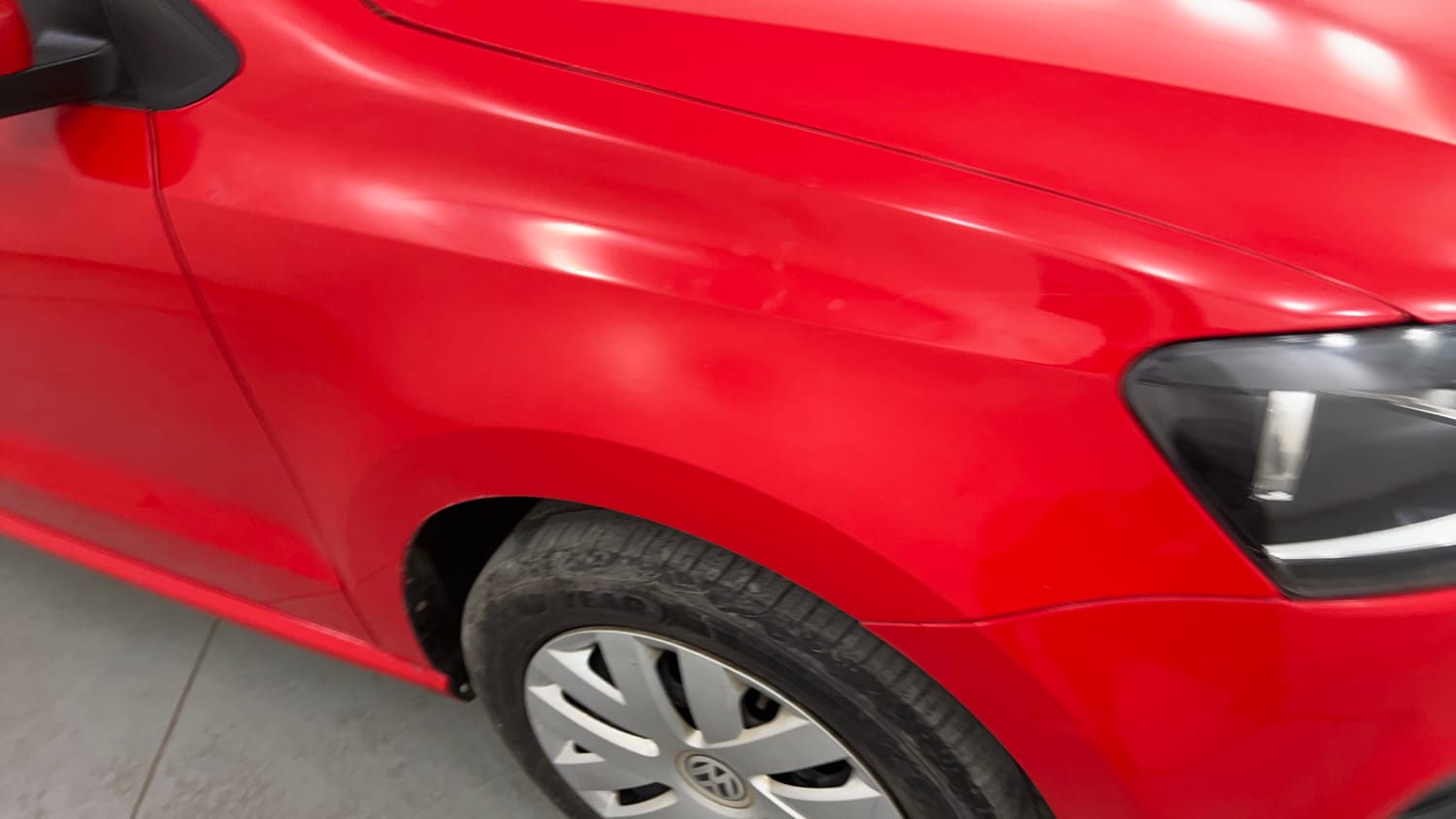 Used 2016 Volkswagen Polo Comfortline 1.2L (P) Petrol Manual dents MINOR SCRATCH