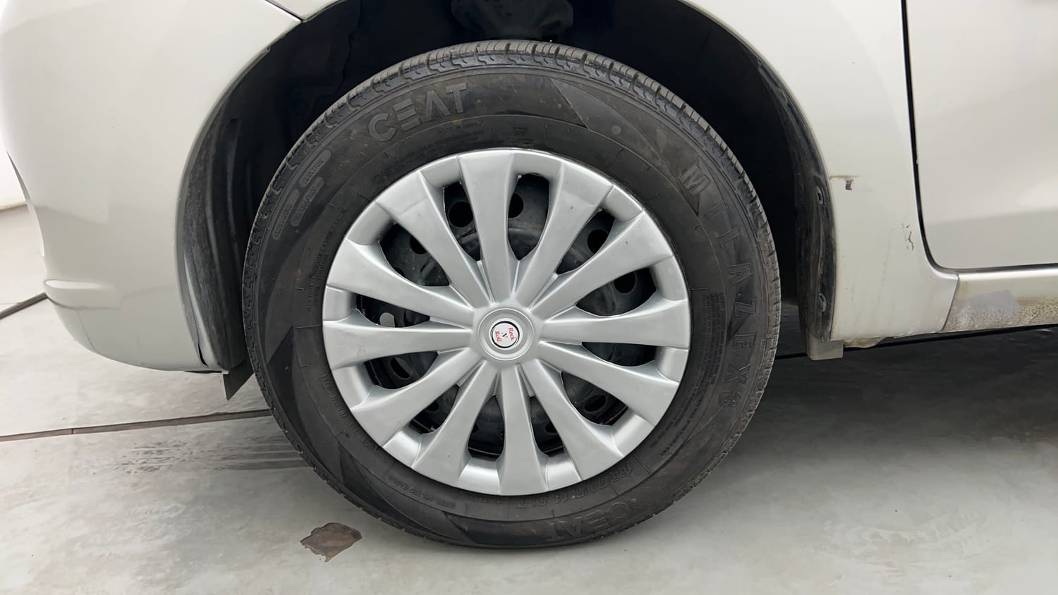 Used 2015 Maruti Suzuki Celerio VXi Petrol Manual tyres LEFT FRONT TYRE RIM VIEW