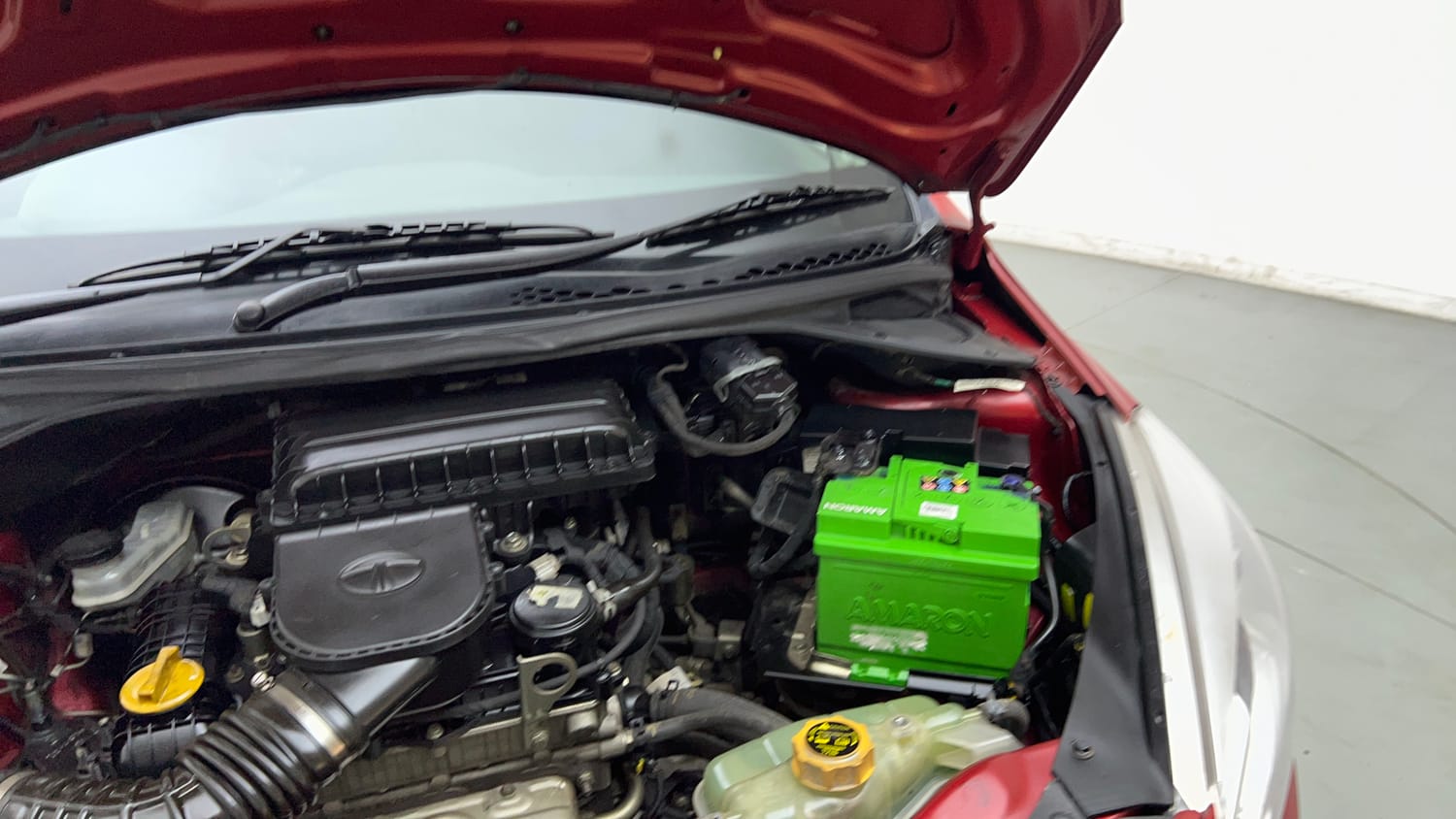 Used 2019 Tata Tiago Revotron XZ w/o Alloy Petrol Manual engine ENGINE LEFT SIDE HINGE & APRON VIEW