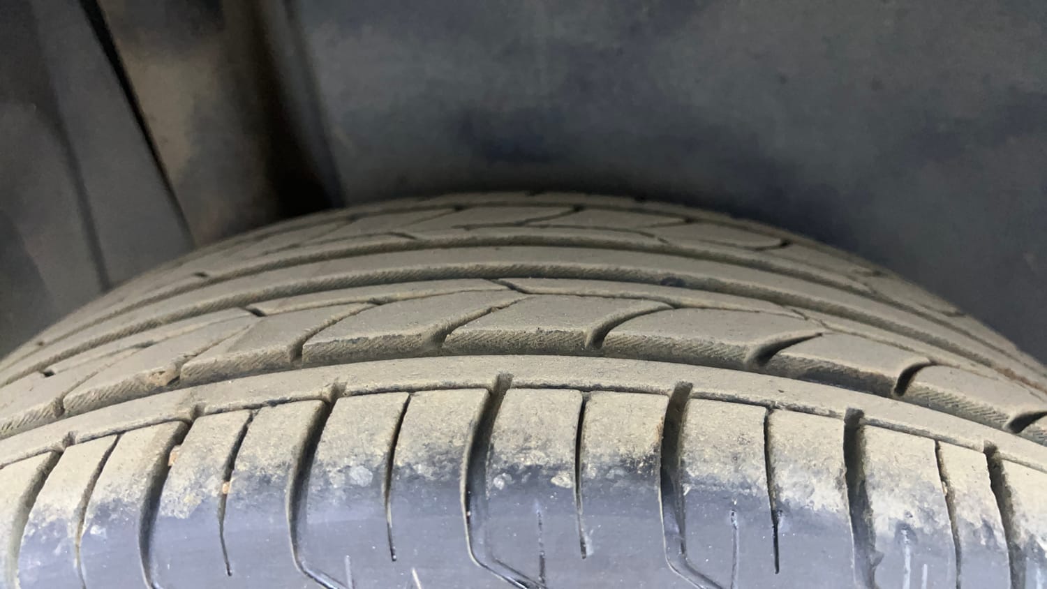 Used 2017 Maruti Suzuki S-Cross Zeta 1.3 Diesel Manual tyres RIGHT REAR TYRE TREAD VIEW