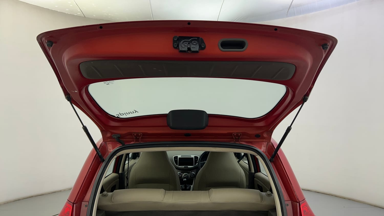 Used 2012 Hyundai i10 Era 1.1 iRDE2 Petrol Manual interior DICKY DOOR OPEN VIEW
