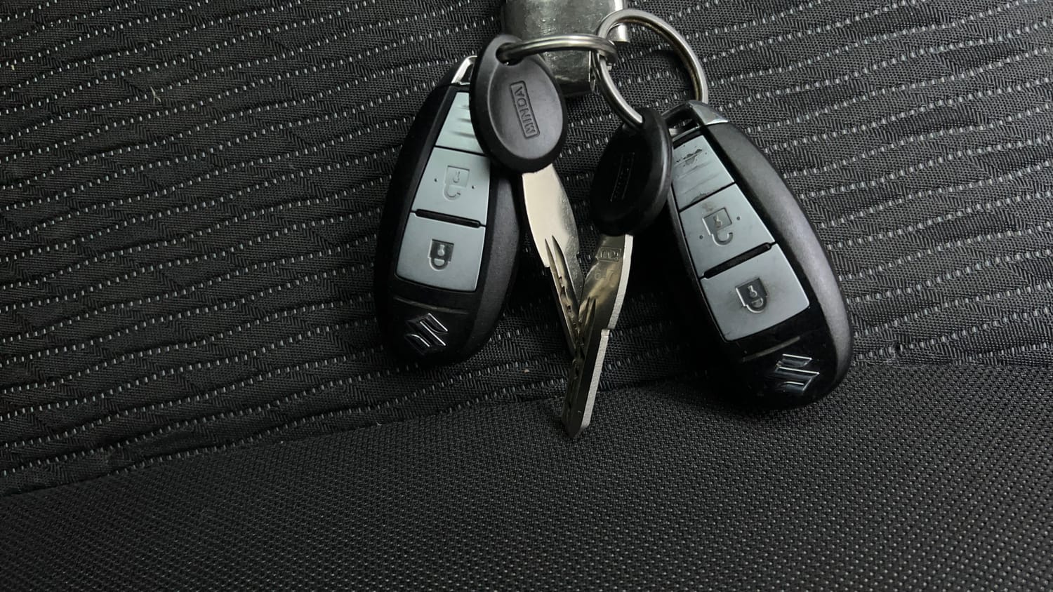 Used 2017 Maruti Suzuki Baleno Alpha 1.2 Petrol Manual extra CAR KEY VIEW
