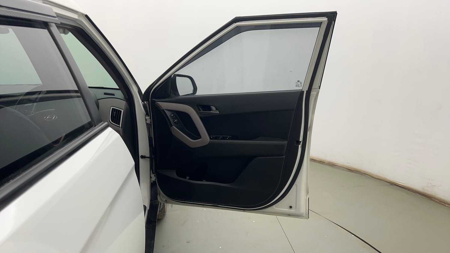 Used 2018 Hyundai Creta SX Plus 1.6 AT Petrol Petrol Automatic interior RIGHT FRONT DOOR OPEN VIEW