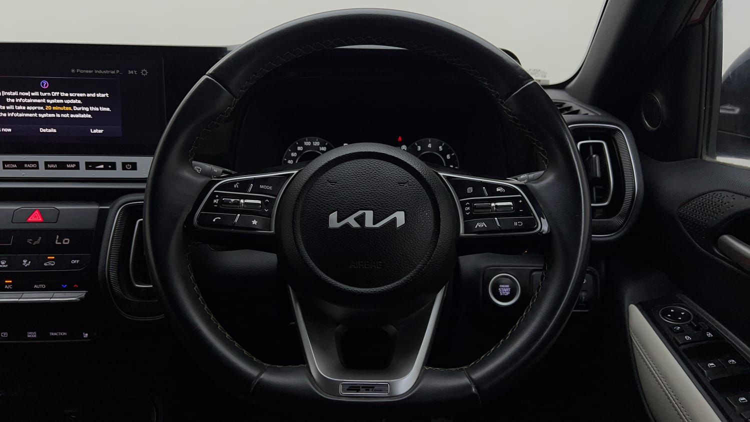 Used 2024 Kia Sonet GTX Plus 1.0 Turbo Petrol DCT Dual Tone Petrol Automatic interior STEERING VIEW