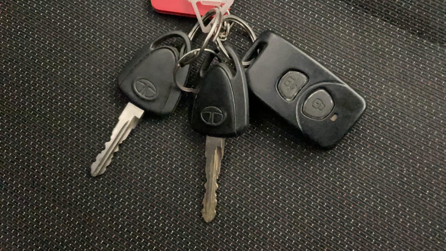 Used 2015 Tata Nano Twist XT Petrol Manual extra CAR KEY VIEW