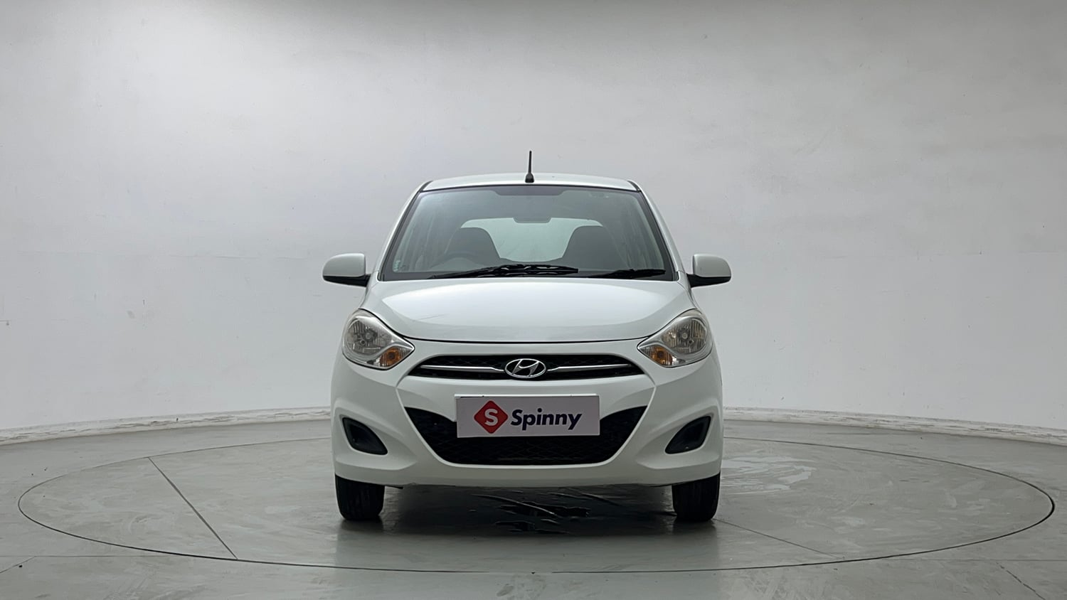 Used 2013 Hyundai i10 Magna 1.1 iRDE2 Petrol Manual exterior FRONT VIEW
