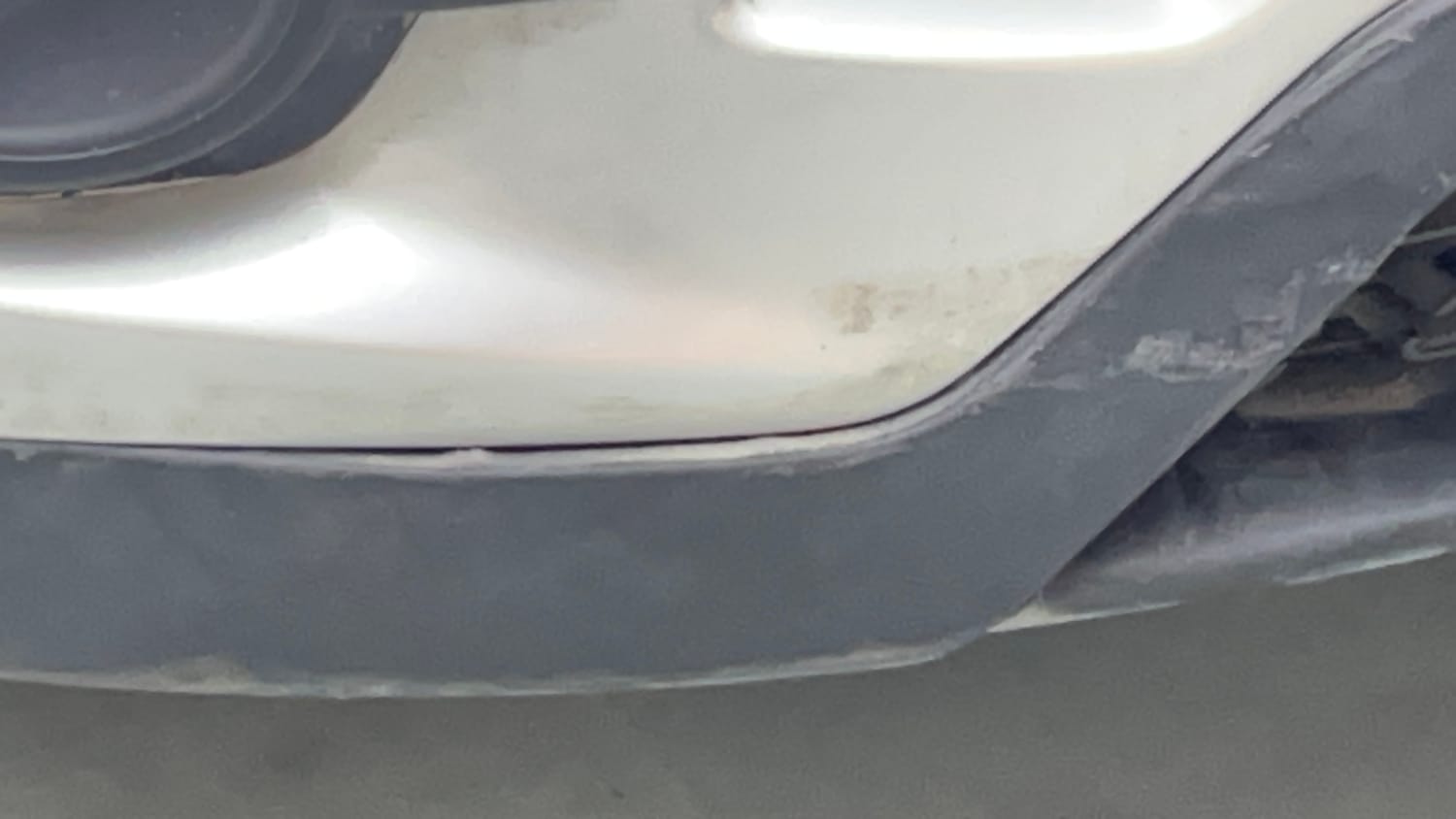 Used 2017 Renault Kwid RXT Live For More Edition 1.0 Petrol Manual dents MINOR SCRATCH