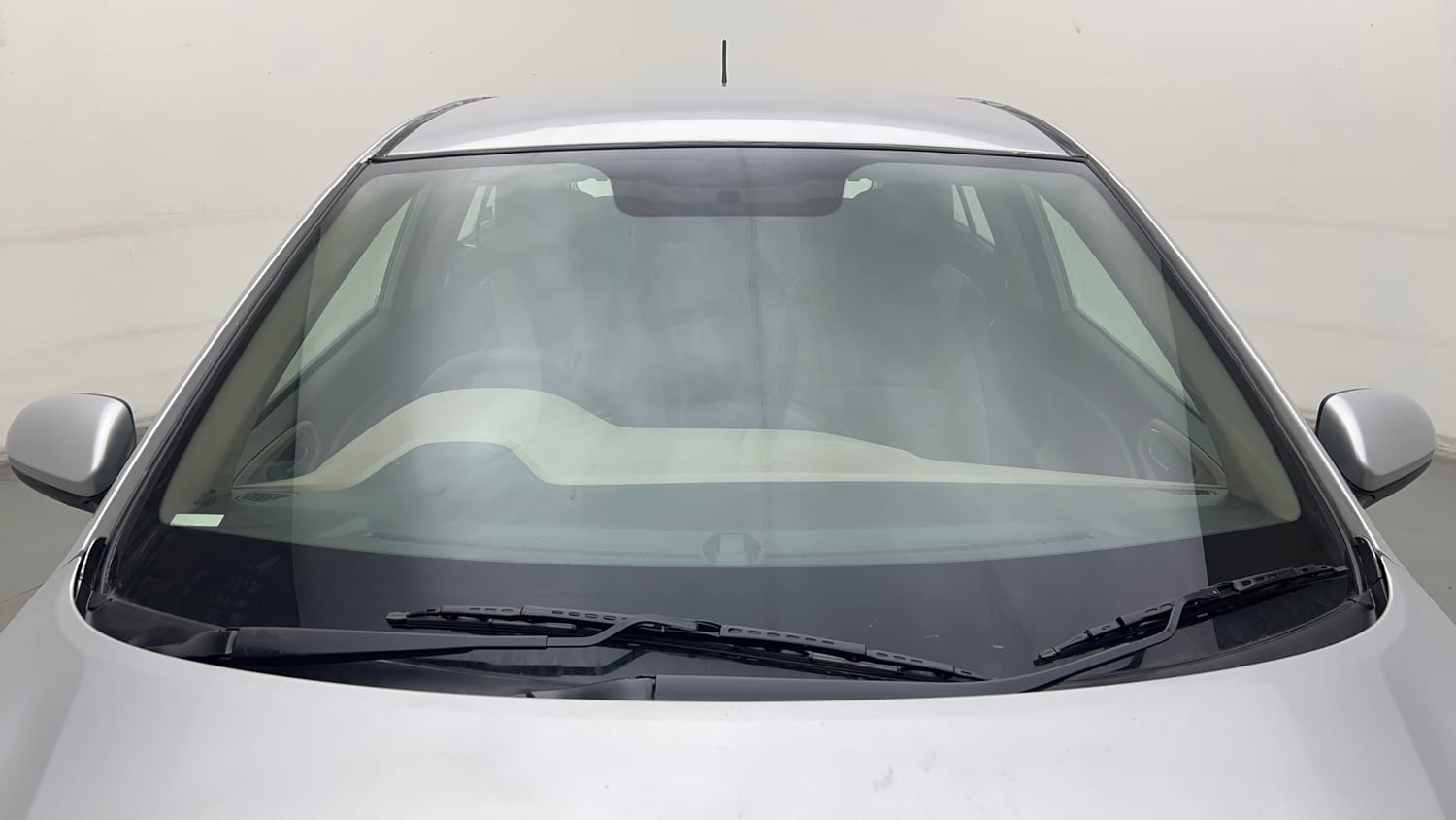 Used 2017 Hyundai Elite i20 Magna Executive 1.2 Petrol Manual exterior FRONT WINDSHIELD VIEW