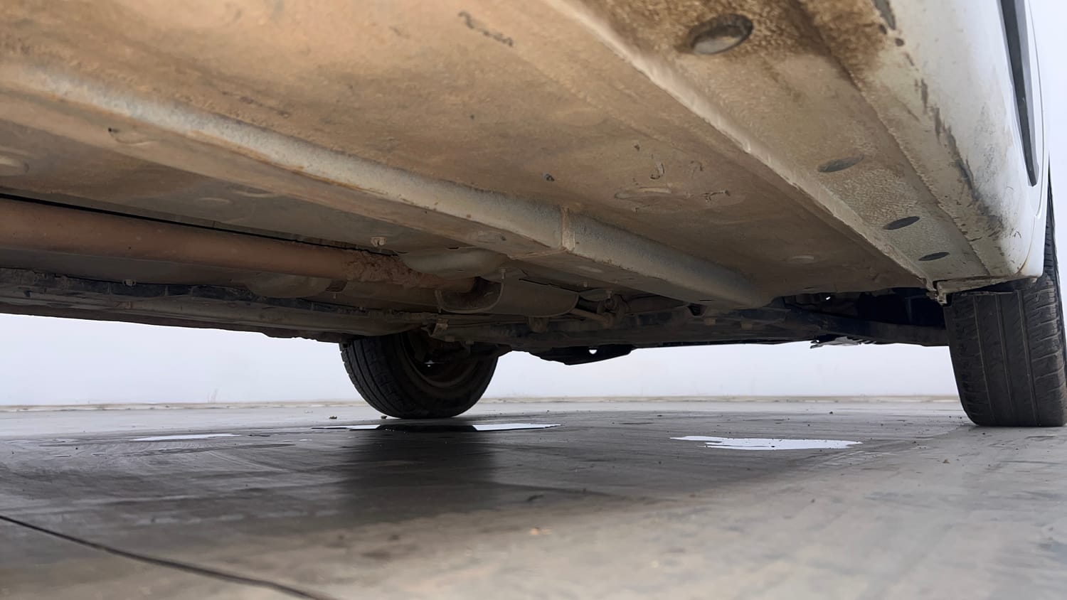 Used 2019 Hyundai Grand i10 Magna 1.2 Kappa VTVT Petrol Manual extra REAR RIGHT UNDERBODY VIEW