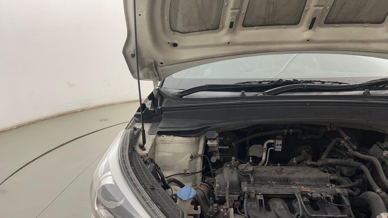 Used 2018 Hyundai Creta SX Plus 1.6 AT Petrol Petrol Automatic engine ENGINE RIGHT SIDE HINGE & APRON VIEW