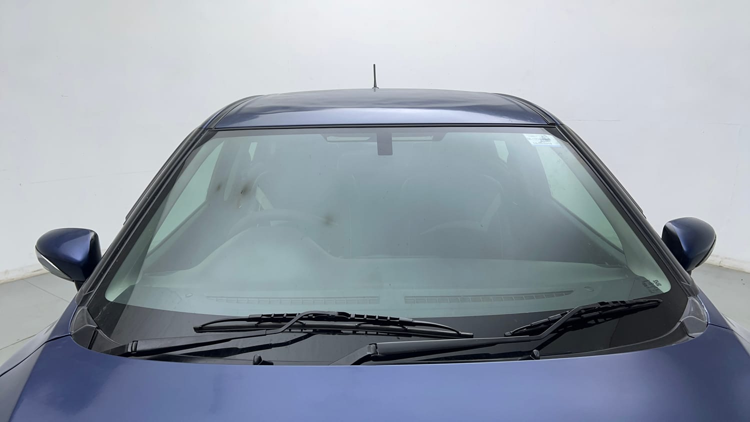 Used 2019 Maruti Suzuki Baleno Alpha Petrol Manual exterior FRONT WINDSHIELD VIEW