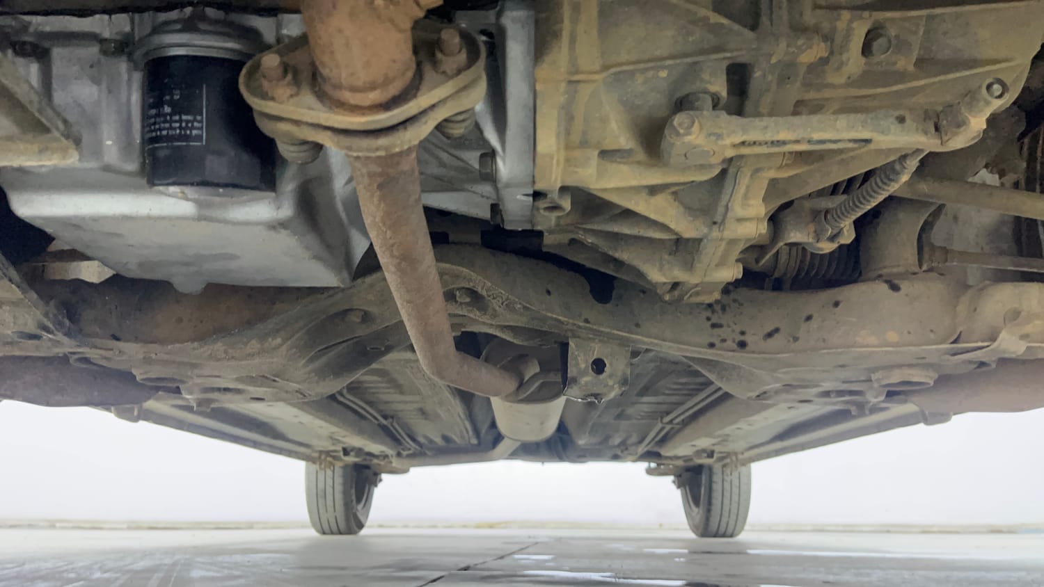 Used 2017 Maruti Suzuki Celerio ZXi Petrol Manual extra FRONT LEFT UNDERBODY VIEW