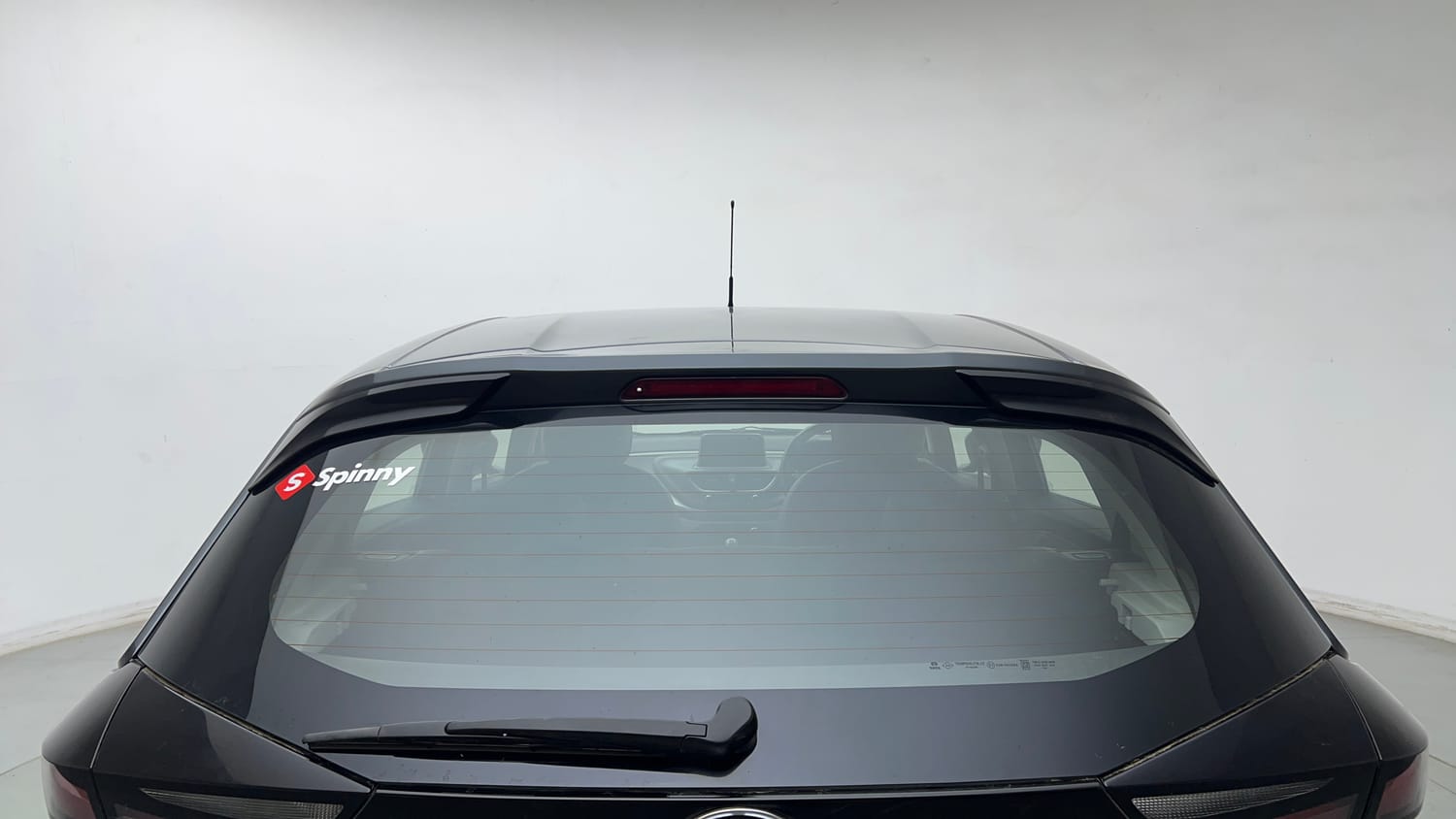 Used 2020 Tata Altroz XZ Petrol Petrol Manual exterior BACK WINDSHIELD VIEW