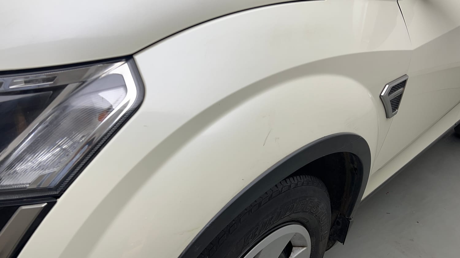 Used 2021 Mahindra XUV500 W7 Diesel Manual dents MINOR SCRATCH