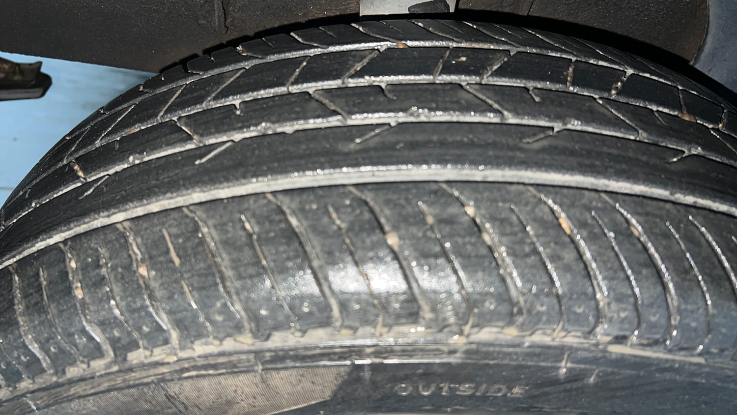 Used 2021 Renault Kiger RXT AMT Petrol Automatic tyres RIGHT REAR TYRE TREAD VIEW
