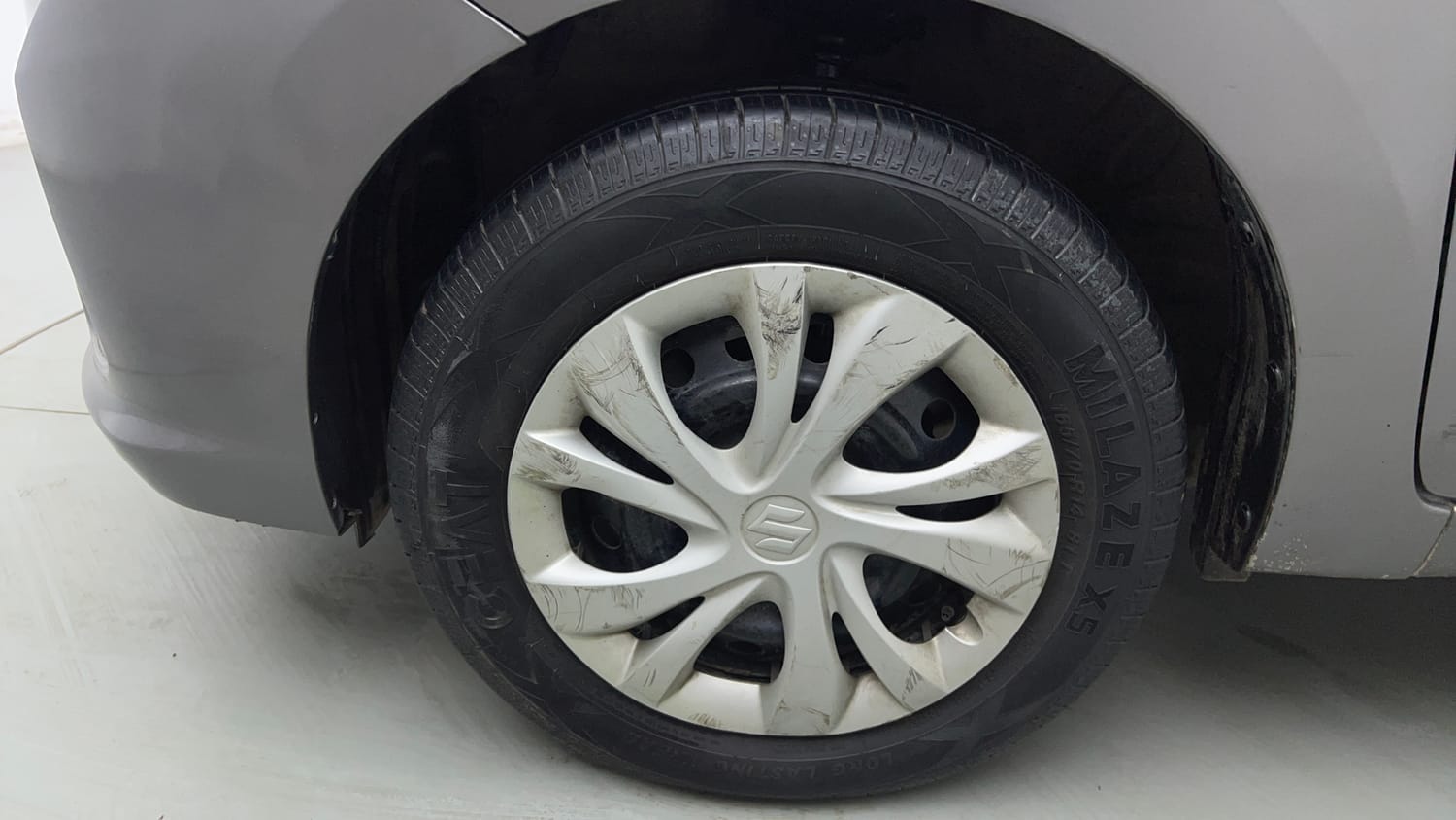 Used 2019 Maruti Suzuki Celerio VXi CNG Cng Manual tyres LEFT FRONT TYRE RIM VIEW