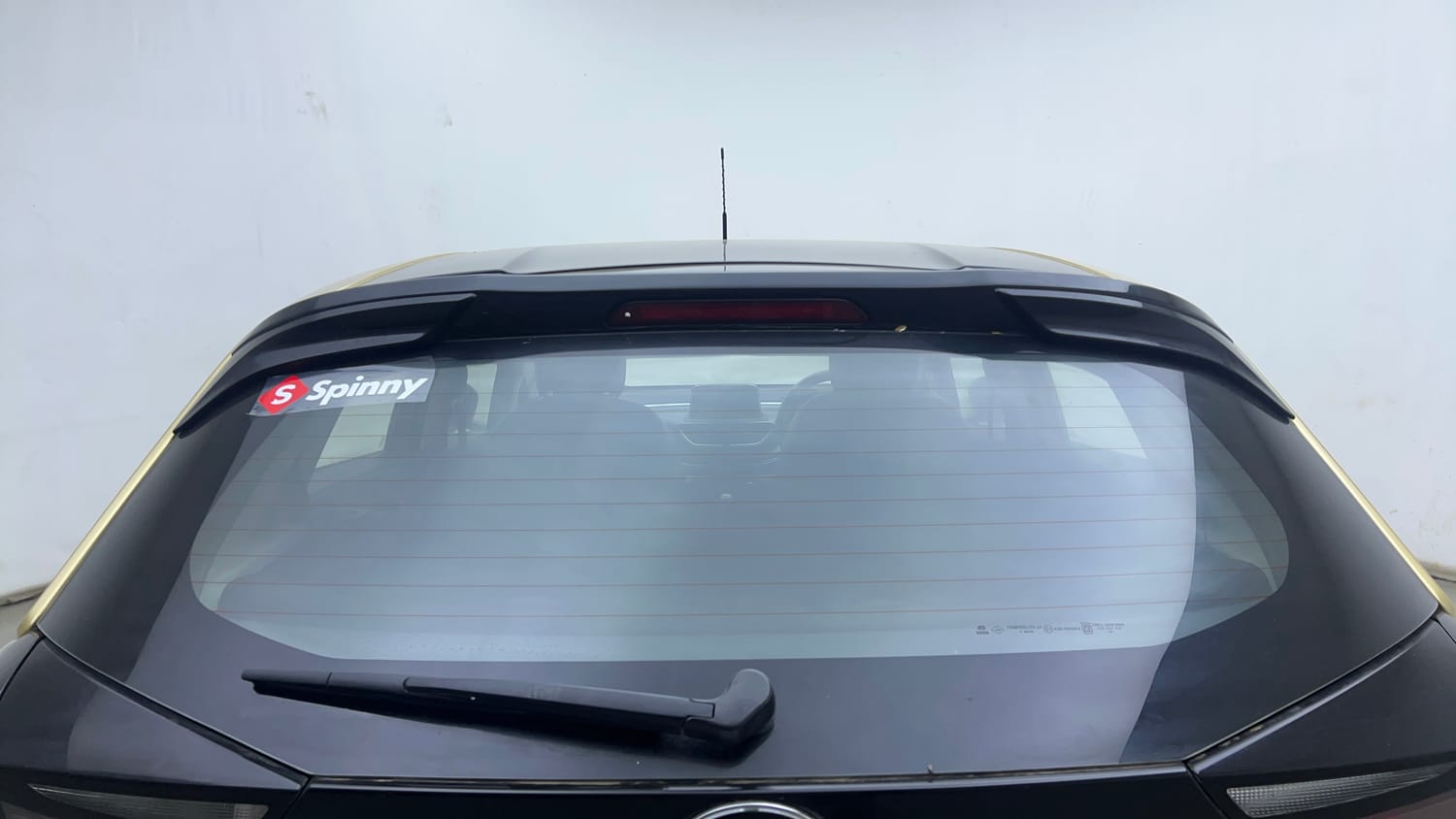 Used 2021 Tata Altroz XZ Plus Petrol Petrol Manual exterior BACK WINDSHIELD VIEW
