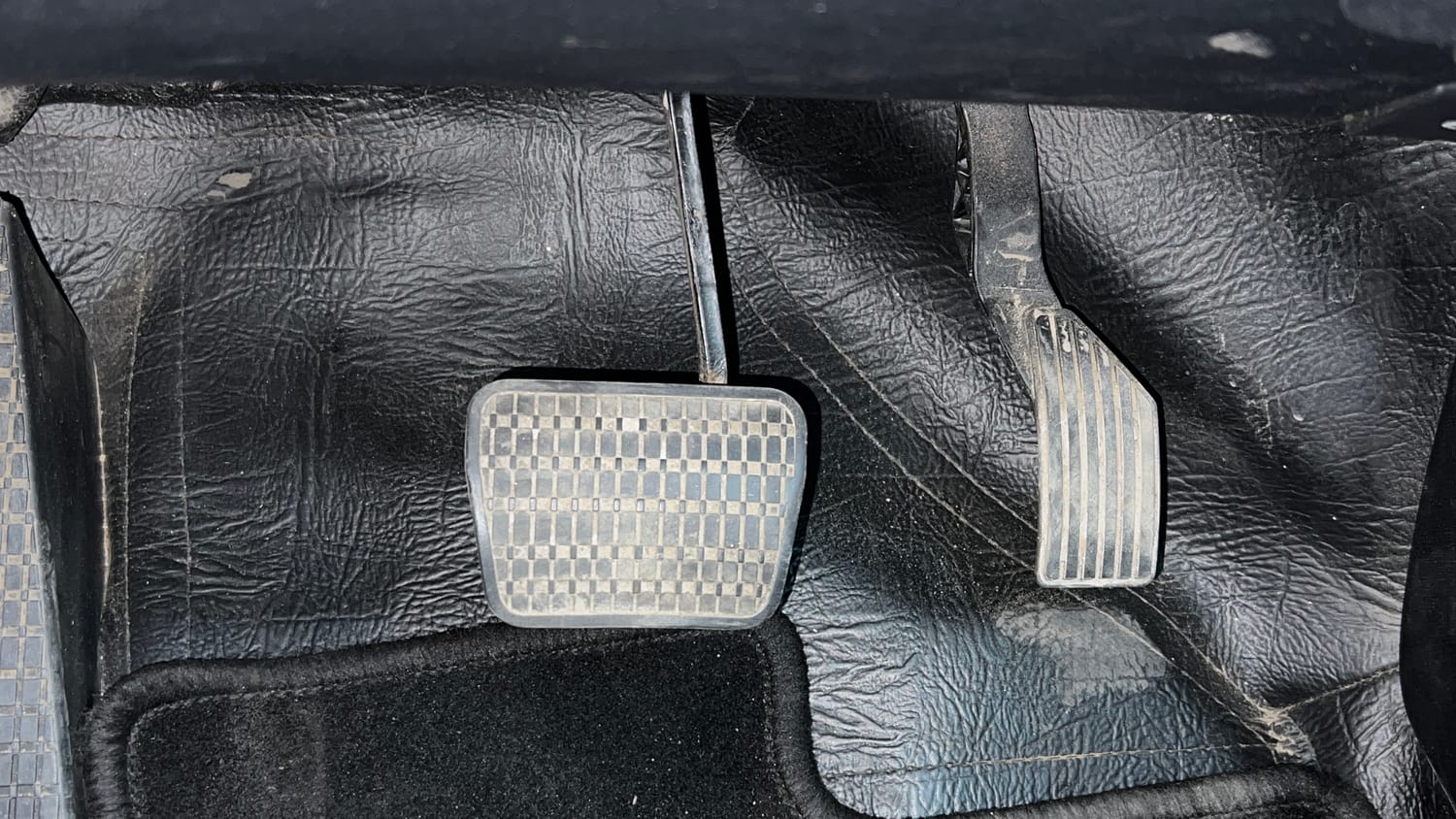 Used 2022 Tata Punch Creative AMT Petrol Automatic interior PEDALS VIEW