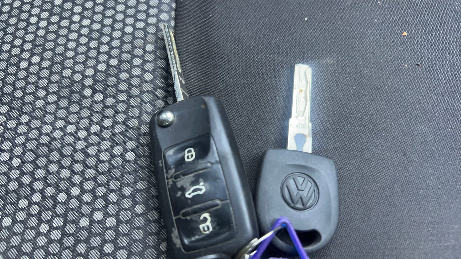 Used 2019 Volkswagen Ameo Comfortline 1.0L (P) Petrol Manual extra CAR KEY VIEW
